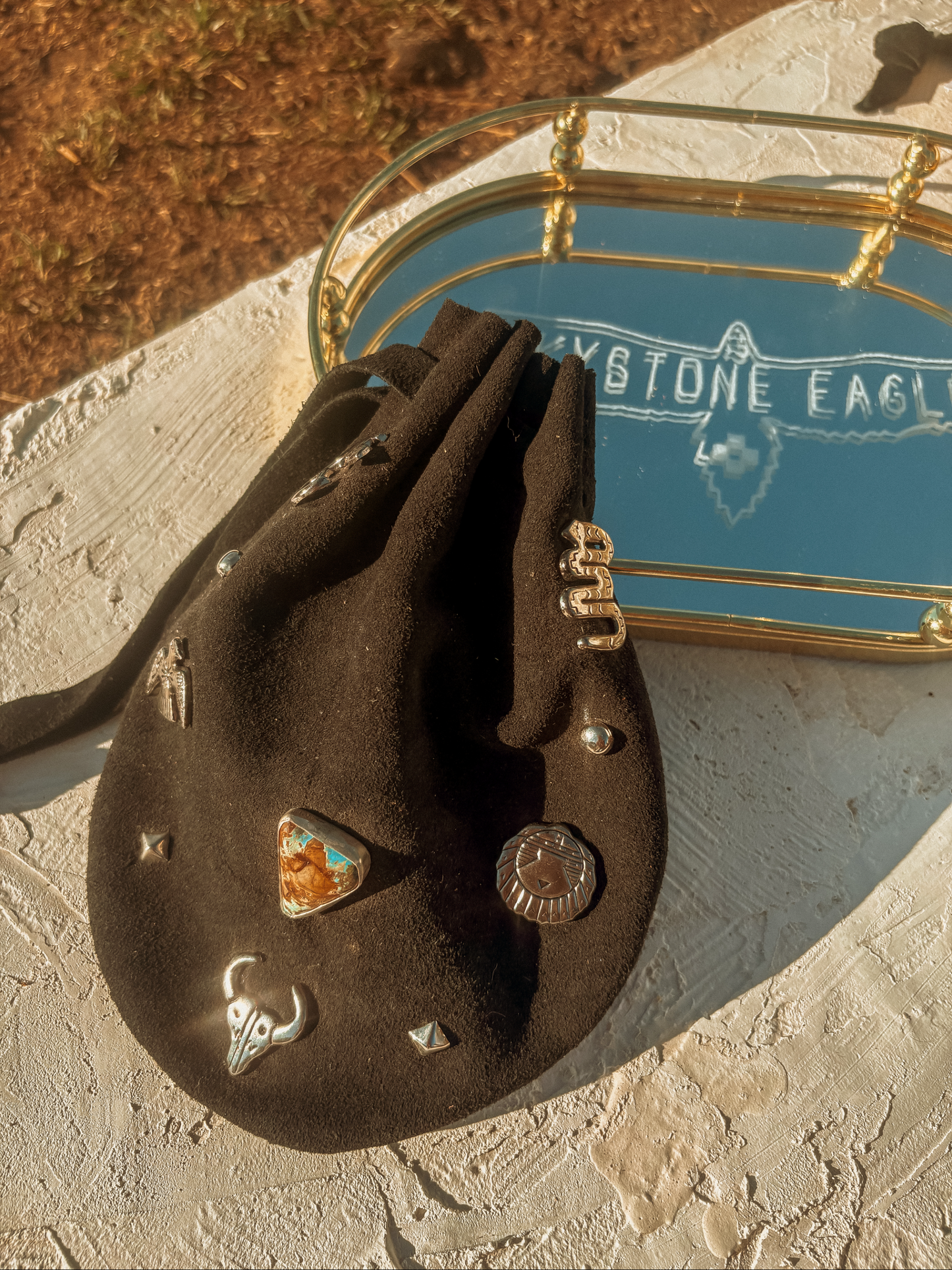 THE OUTLAW POUCH BAG